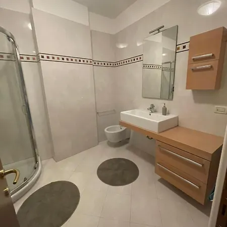 Carducci Chic Con 3 * Monfalcone